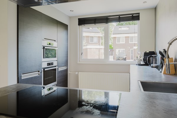 Medium property photo - Snoekenveen 102, 3205 CM Spijkenisse